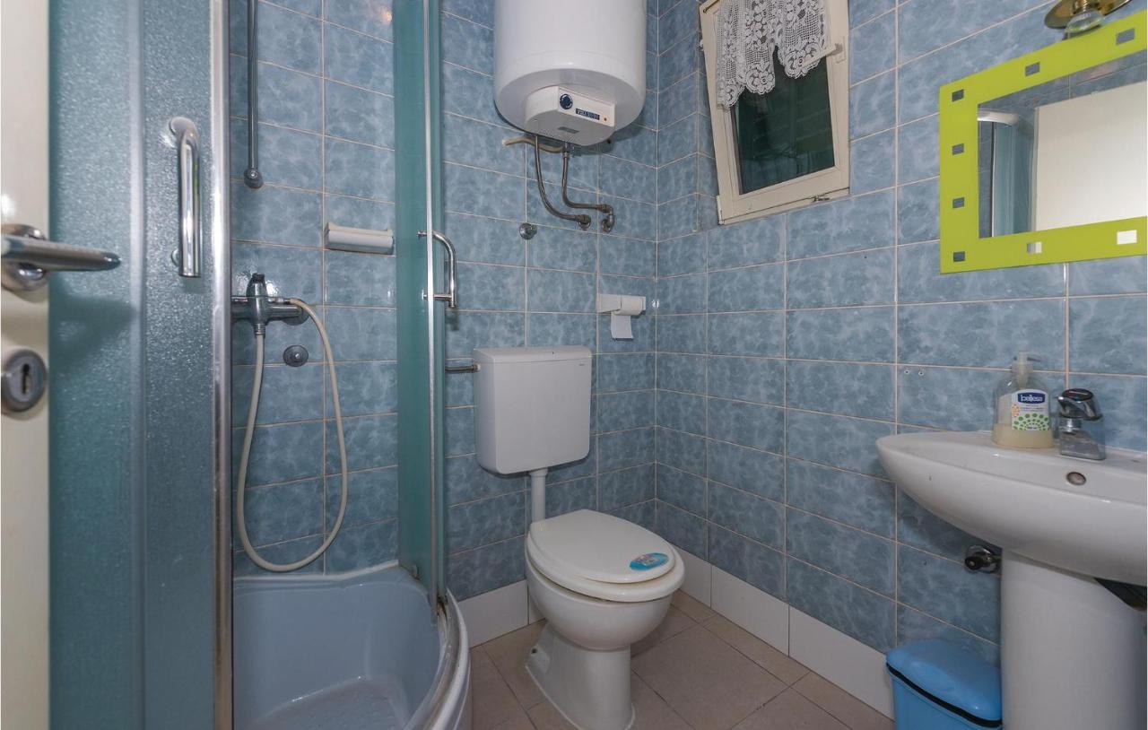 2 Bedroom Amazing Apartment In Rogoznica روغوزنيكا المظهر الخارجي الصورة